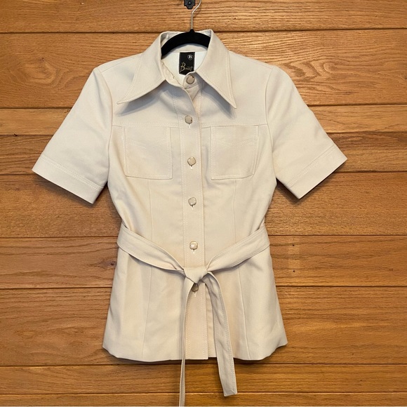 Vintage Tops - Vintage 70s Bonartt tan cream short sleeve button front belted top